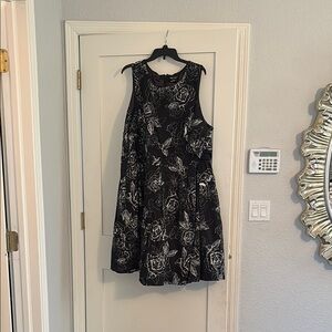 City Chic Black and White Floral Midi Dress